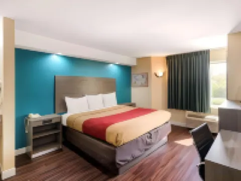 Quality Inn & Suites Richardson-Dallas