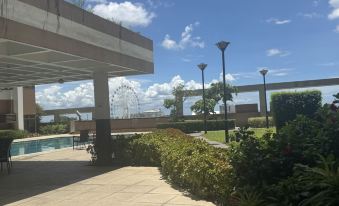 Levi & Moon's Chill with beautiful view