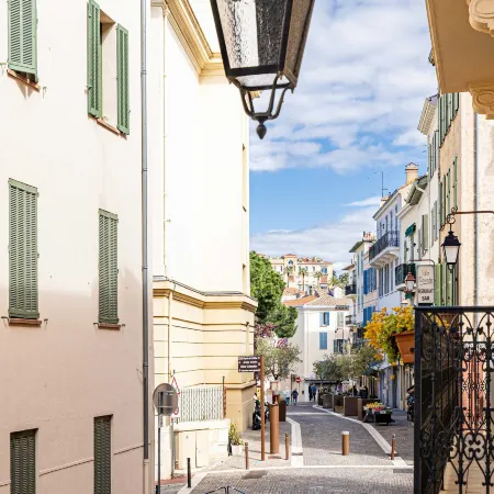 Beautiful T2 in the heart of suquet - 5min beach