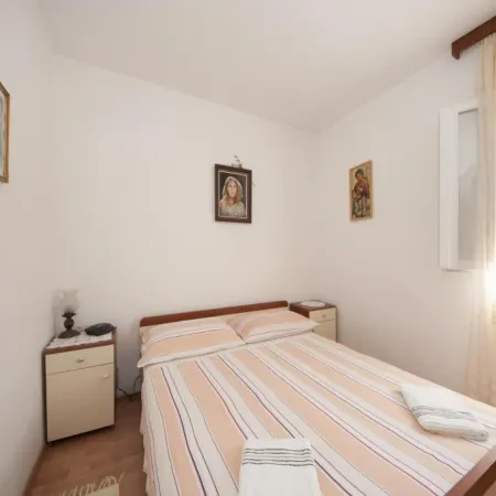 Apartments Mira - One Bedroom Apartment with Balcony(A2)