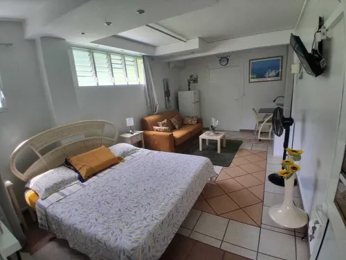 Heated Salt Pool for Relaxation