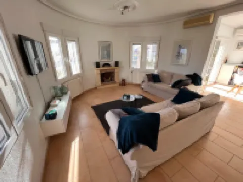 Costa Blanca Poolside Bliss