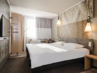 ibis Lyon Caluire Cité Internationale Hotel a Caluire-et-Cuire