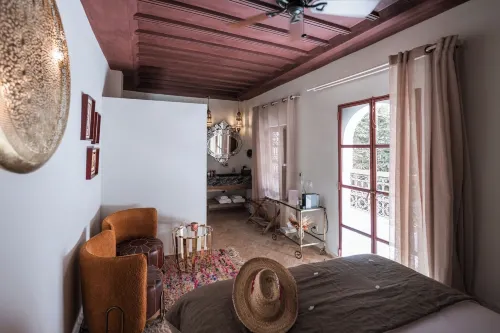 Le Singe Rose - Guest houses