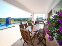 Spacious Home in Teulada - Pool