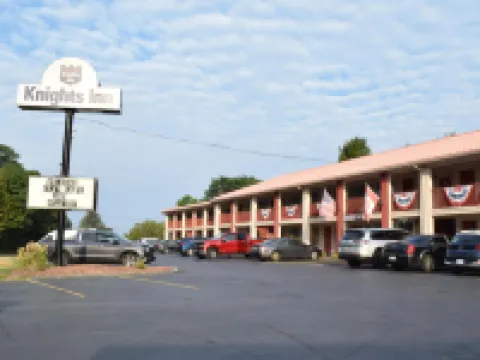 Knights Inn Oswego East Hoteles en Oswego