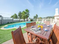 Serene Villa with Pool and Outdoor Dining - Villas