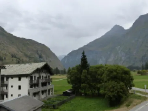 Residence Le Clos Vanoise for 8 people Hotels in Bessans