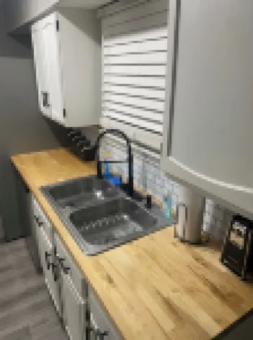 Recently updated apartment in a Triplex unit #1 close to wineries and the lake.