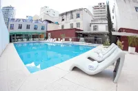 Ritz Plaza Hotel - Pools