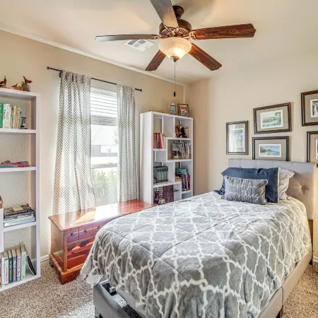 Tulsa Area Retreat with Trail Access and Private Patio