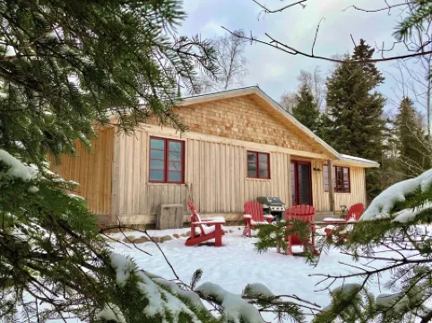 Artisan-crafted Magic on Lake Superior between Lutsen and Grand Marais