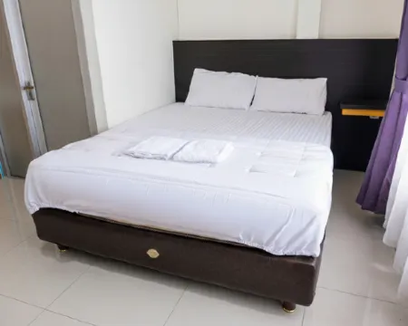 HOTEL SIMPANG SINGKAWANG Hoteles en Pasiran