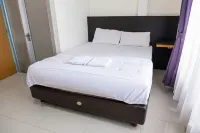 HOTEL SIMPANG SINGKAWANG Hotels in Pasiran