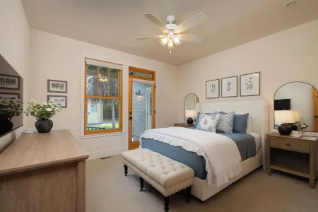 Cascade Cottage Stay for 6