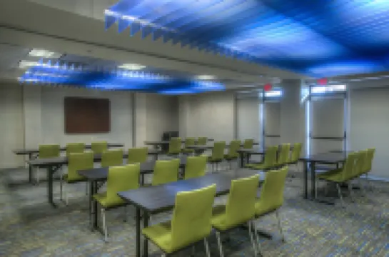 Holiday Inn Express & Suites TEMPE by IHG