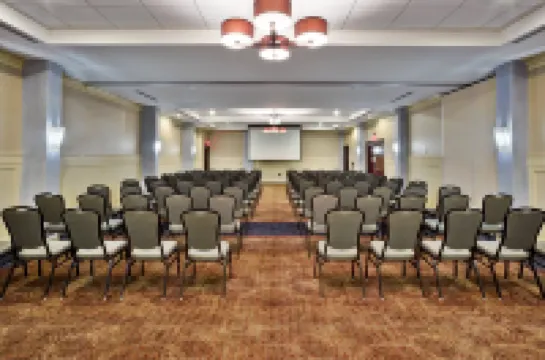 Holiday Inn DETROIT METRO AIRPORT by IHG