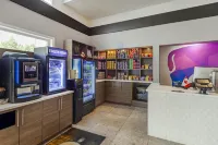 Best Western Plus West Edmonton - breakfast