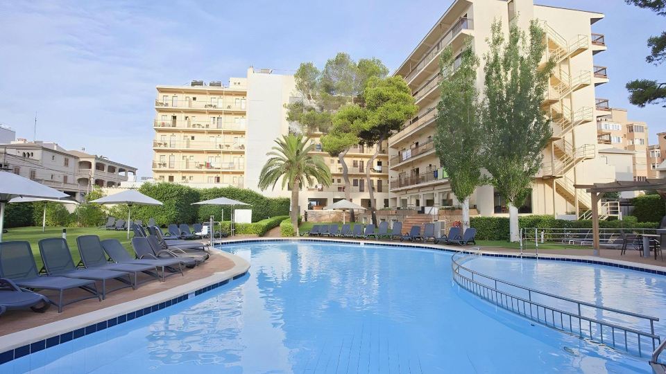 Aya Seahotel - Adults Only