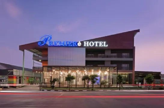 Premiere Hotel Tegal Hotel dekat Stasiun Kereta Tegal