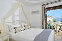 Vasilaras Hotel Hotels near Aponisos Beach