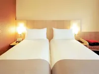 Ibis Brussels Airport Hotels near NATO