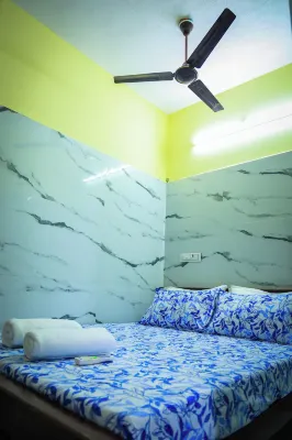 RR RESIDENCY Hotels near Sri Yoga Narasimhar Temple Sholingur