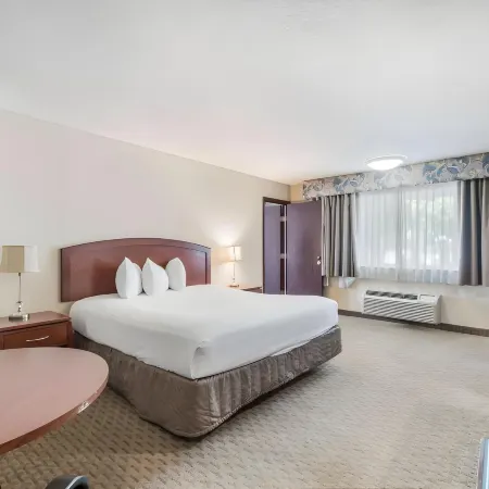 Red Lion Inn & Suites Vancouver