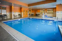 Wyndham Garden Kankakee - Pools