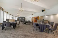 Fairway Inn & Suites