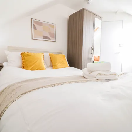 Cosy and Bright 1-bedroom Stay