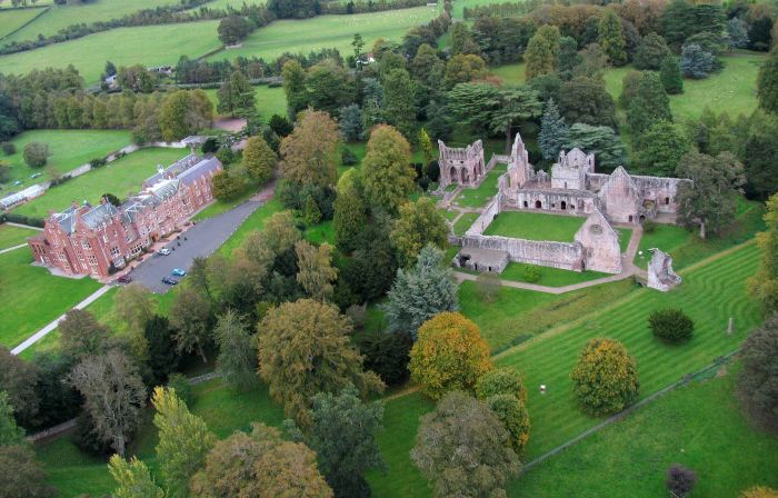 Dryburgh Abbey Hotel