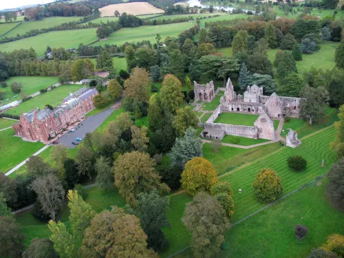 Dryburgh Abbey Hotel - parking