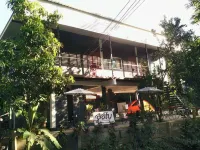 Ui Bai Valley Hotels in Pha Sing