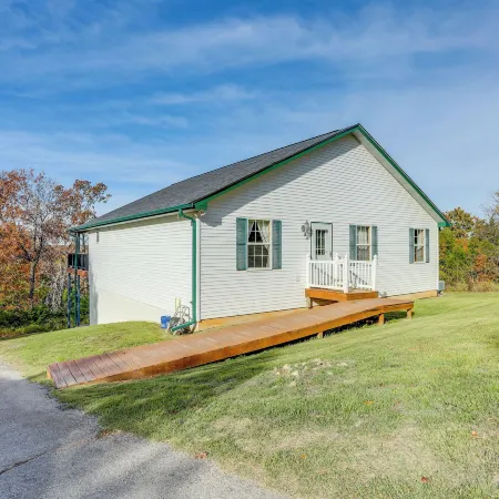 Norfork Lake Home Game Room, Fire Pit and Views!