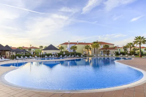 Eden Resort - Romantic