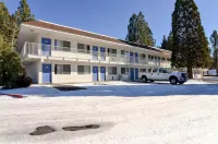 Motel 6 Big Bear Lake, CA - Parkering