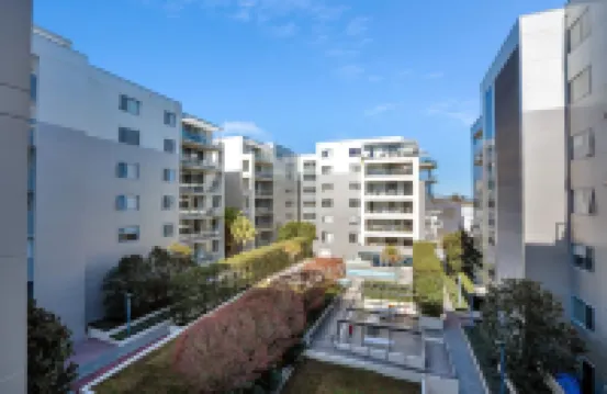 Modern 1-Bed Unit with Pool Views and Balcony