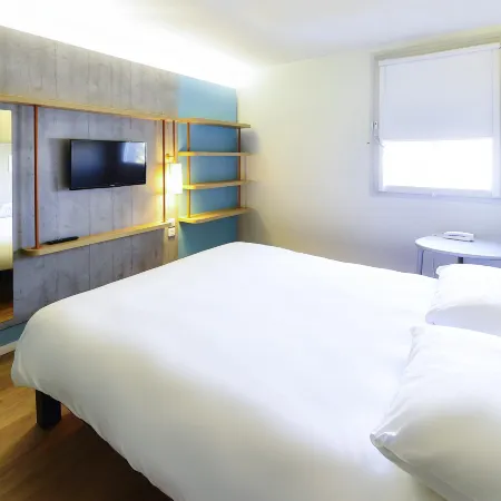 Ibis Budget Dijon Centre Clemenceau Отели рядом с достопримечательностью «Концертный зал Zénith de Dijon»