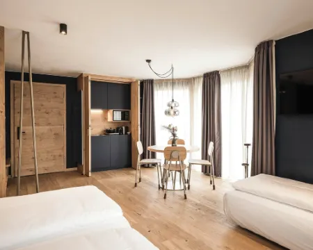 The Post Apartments Hotels in Dobbiaco
