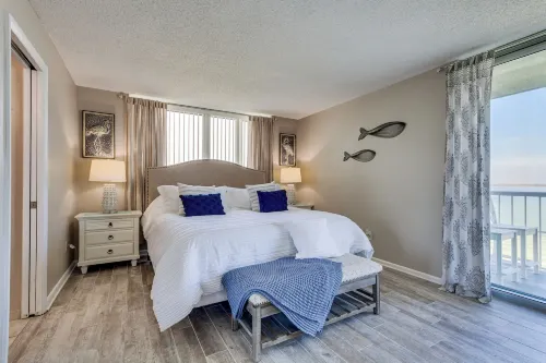 Pensacola Beach Vacation Rental w/ Private Balcony - Strand