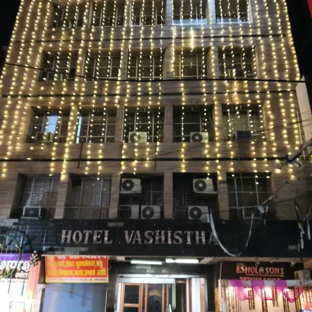 Hotel Vashistha