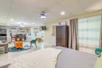 Cozy Jonesboro Studio w/ Patio ~ 22 Mi to Atlanta! - 4 tähden