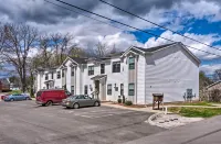 Updated Apt 1 Mi to Western Kentucky University! - Homestays