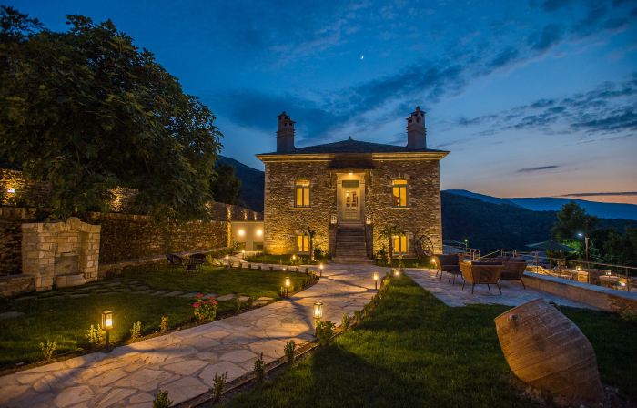 Nostos Country House