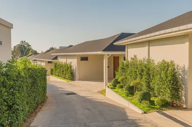 รูปภาพของValentine Village