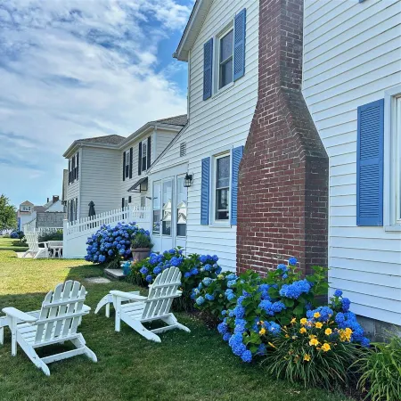Spacious Yard and View of Long Island Sound- Walk to Secluded Beach!
