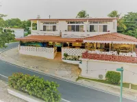Trade Winds Restaurant & Guesthouse Hotels in Vieques