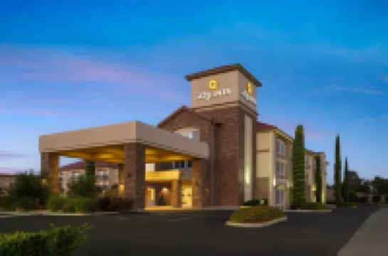 La Quinta Inn & Suites by Wyndham Paso Robles