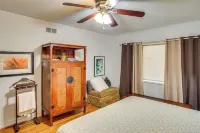 Beachfront Living in Long Beach: 2,500 Sq Ft Condo - Condos